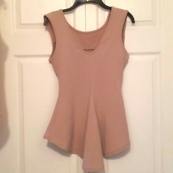 Sleeveless Top With Longline Back. By Love J USA . Size L Juniors Taupe - Picture 4 of 5